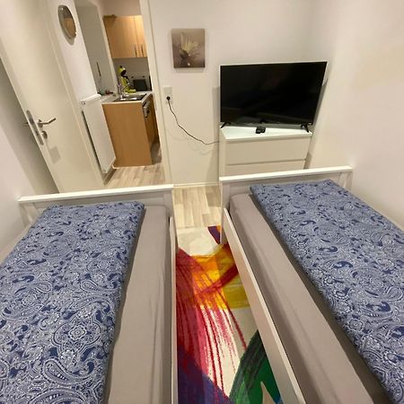 Schoen, Praktisch & Zentrale Lage Bergrheinfeld 외부 사진